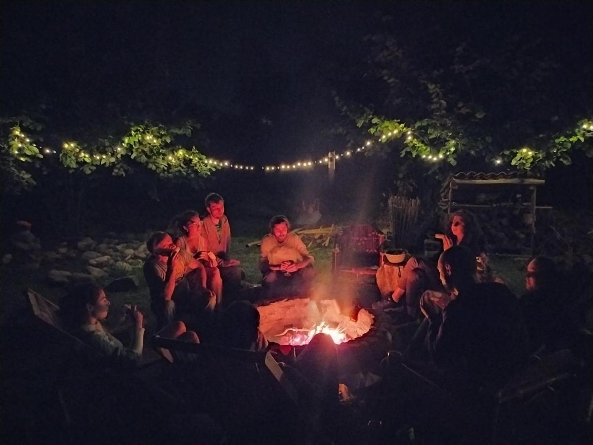 ホテル Dumbo Eco Camp Ozurget'i エクステリア 写真