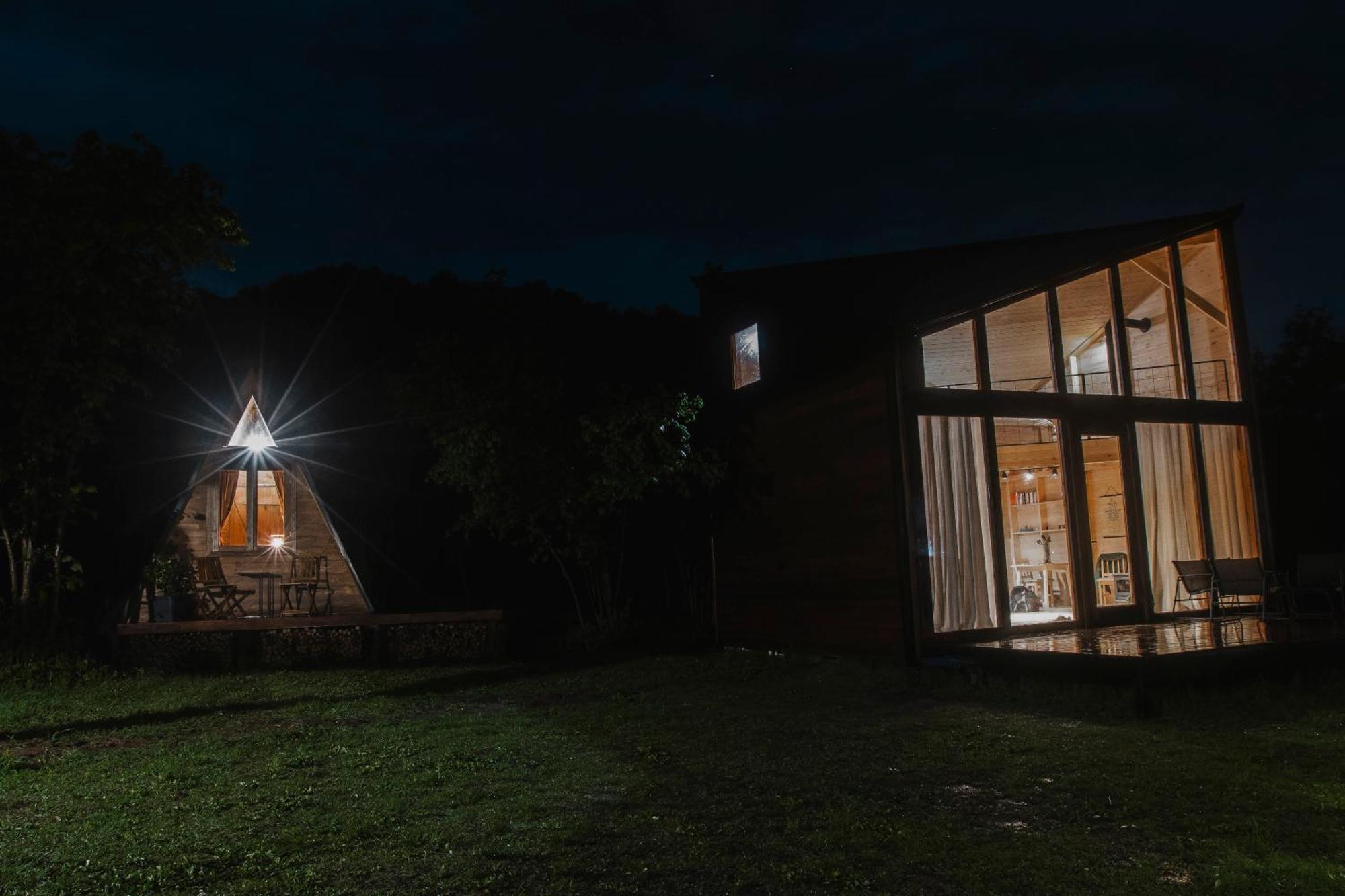 ホテル Dumbo Eco Camp Ozurget'i エクステリア 写真