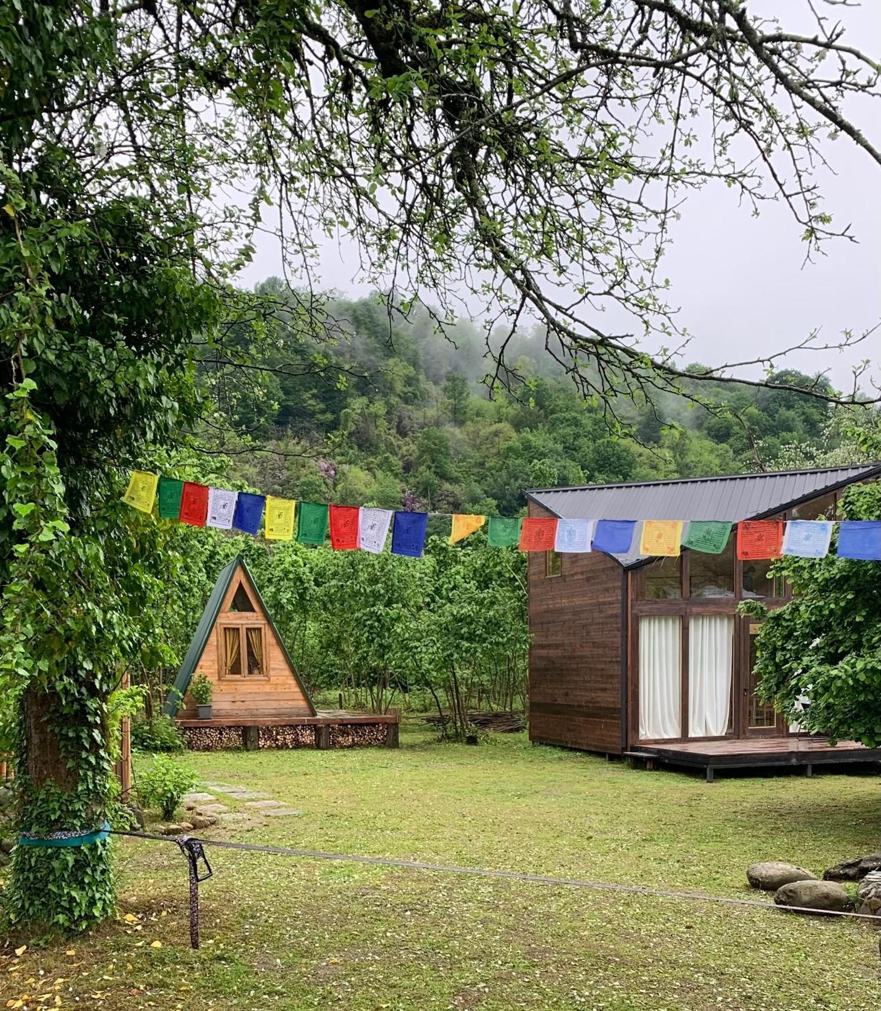 ホテル Dumbo Eco Camp Ozurget'i エクステリア 写真
