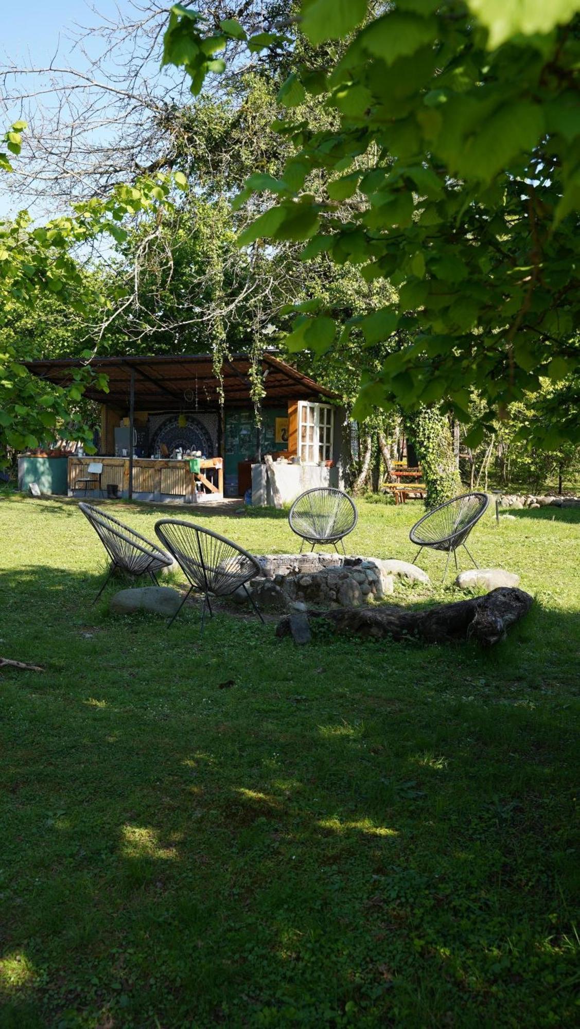 ホテル Dumbo Eco Camp Ozurget'i エクステリア 写真
